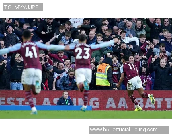 莱切城与斯拉维激战正酣谁能在这场对决中笑到最后